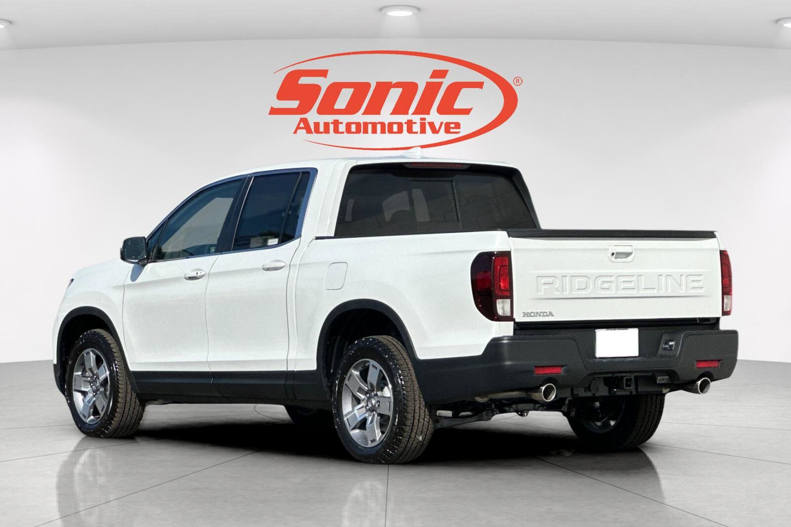 2025 Honda Ridgeline RTL photo 3