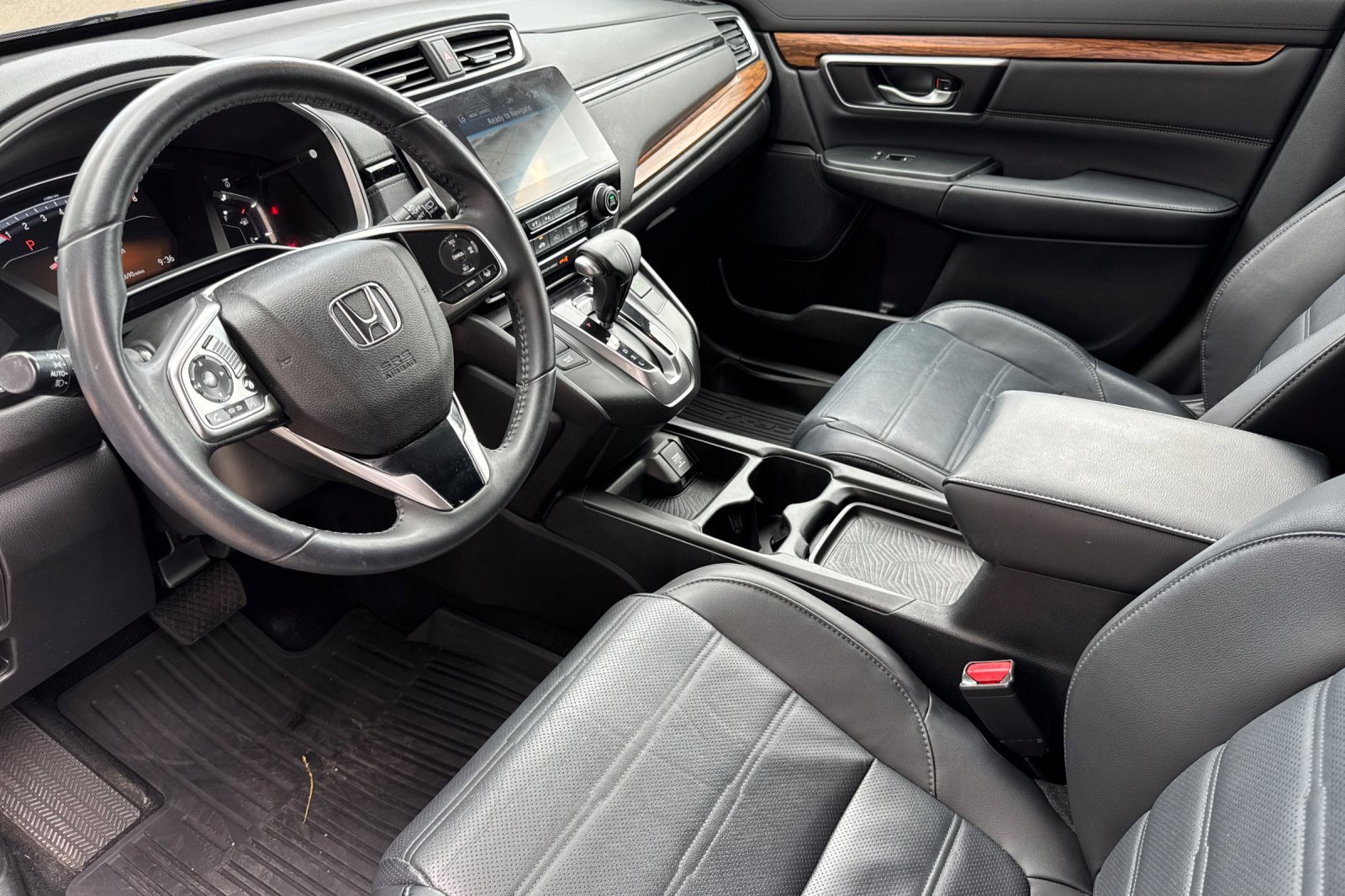 2018 Honda CR-V Touring photo 3