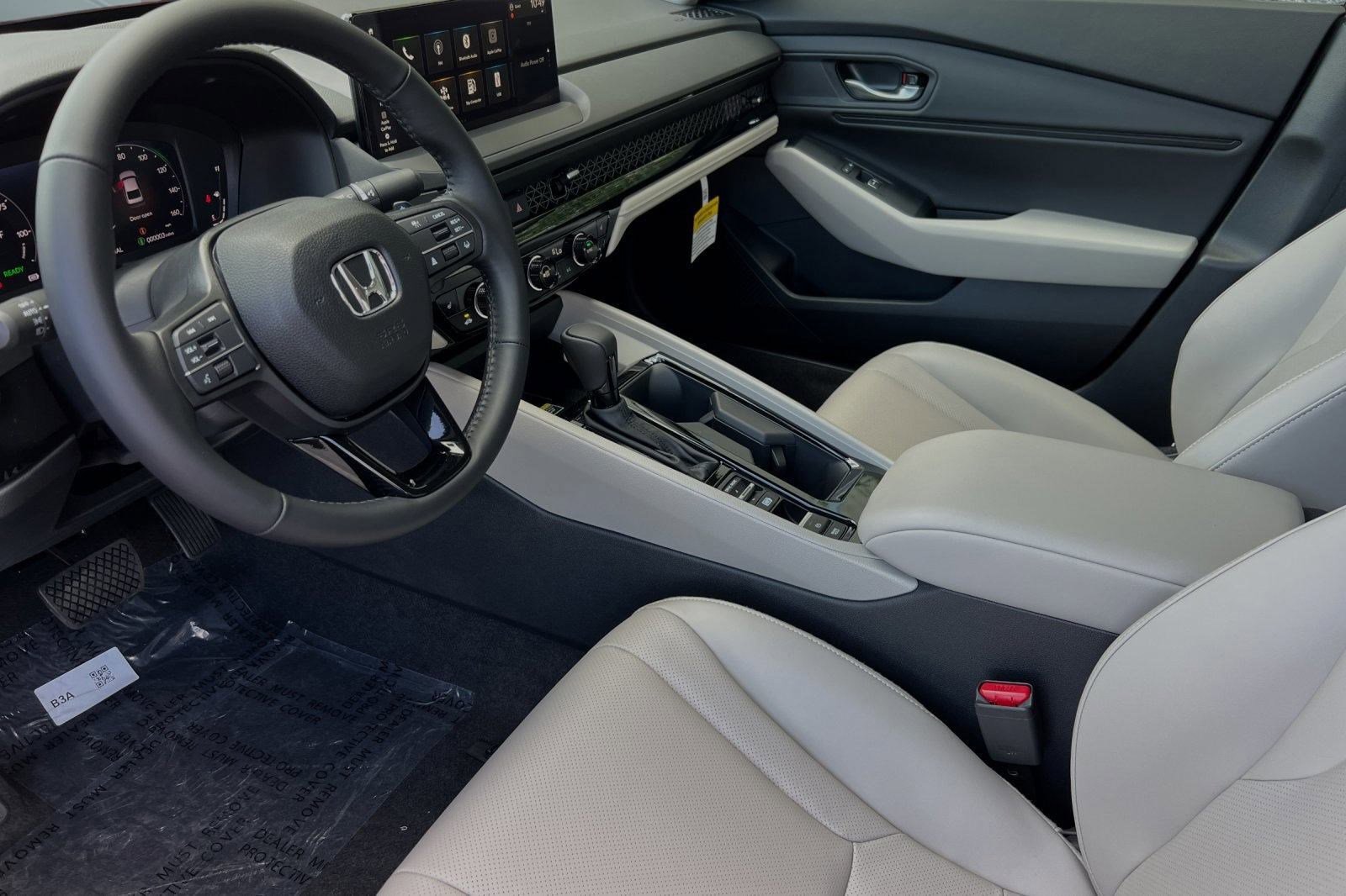 2025 Honda Accord Hybrid EX-L photo 4