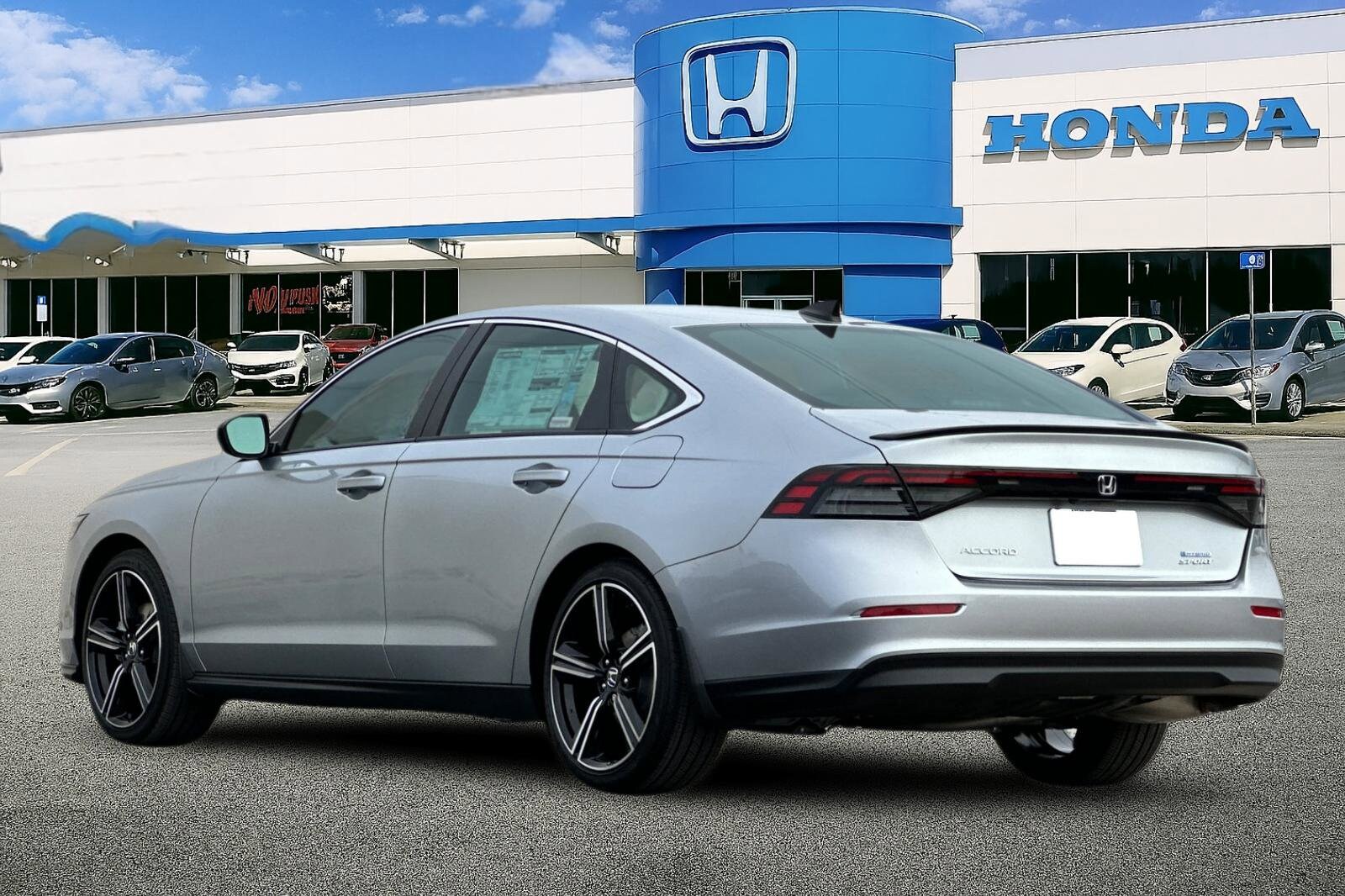 2025 Honda Accord Hybrid Sport photo 3