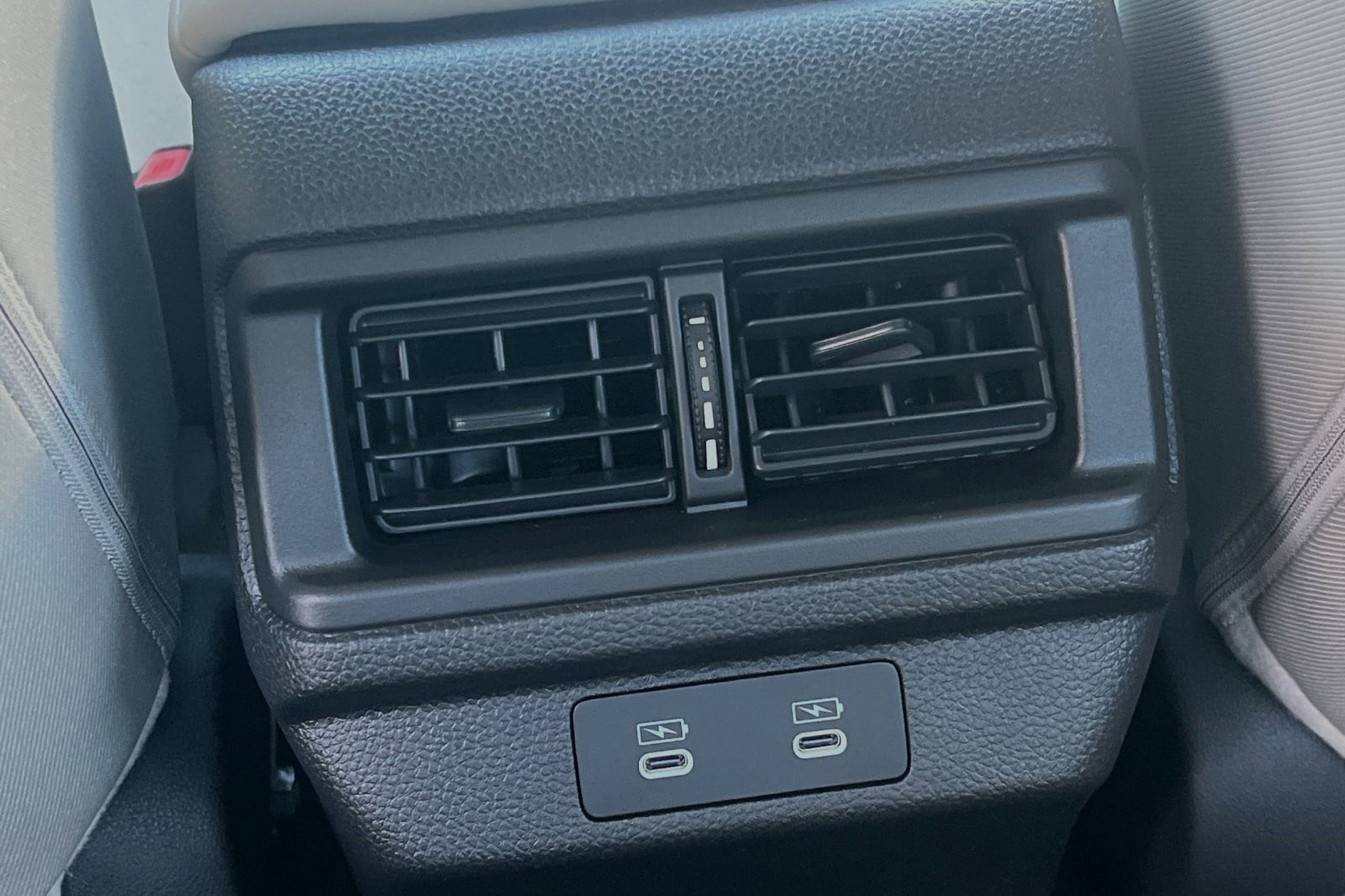 2025 Honda Accord SE - Photo 30