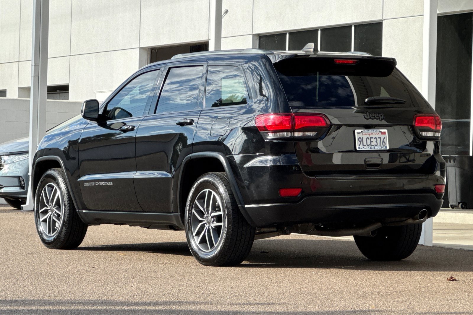 2021 Jeep Grand Cherokee Limited photo 3