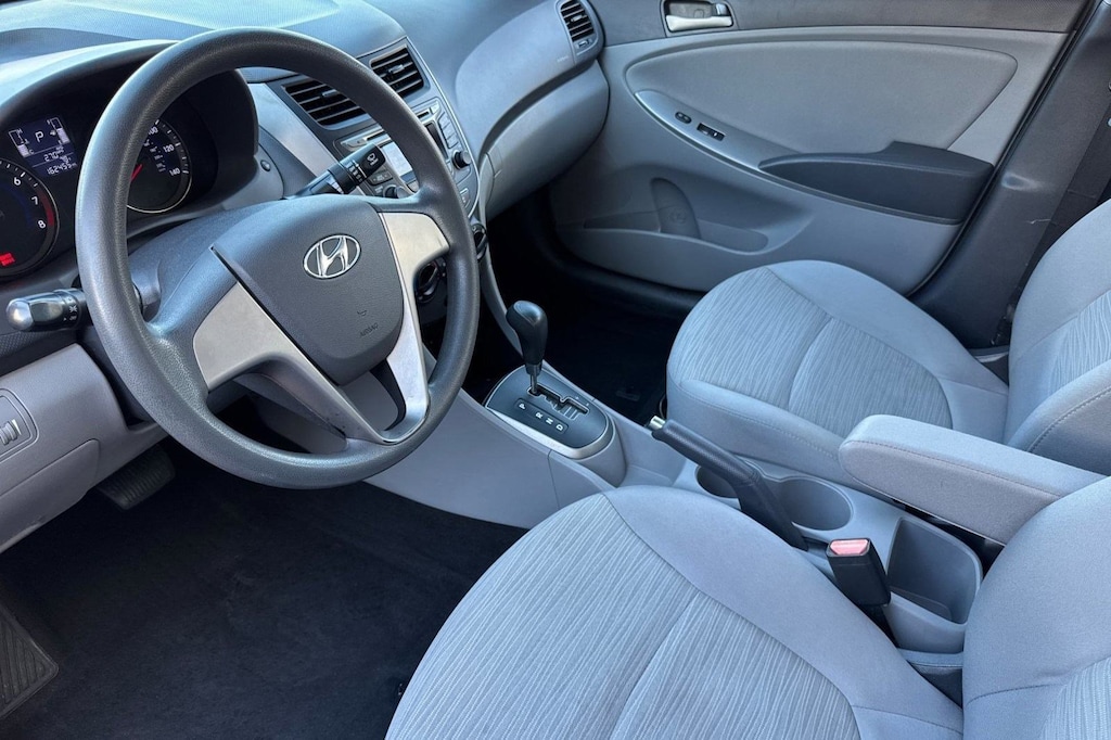 Used 2016 Hyundai Accent SE Sedan