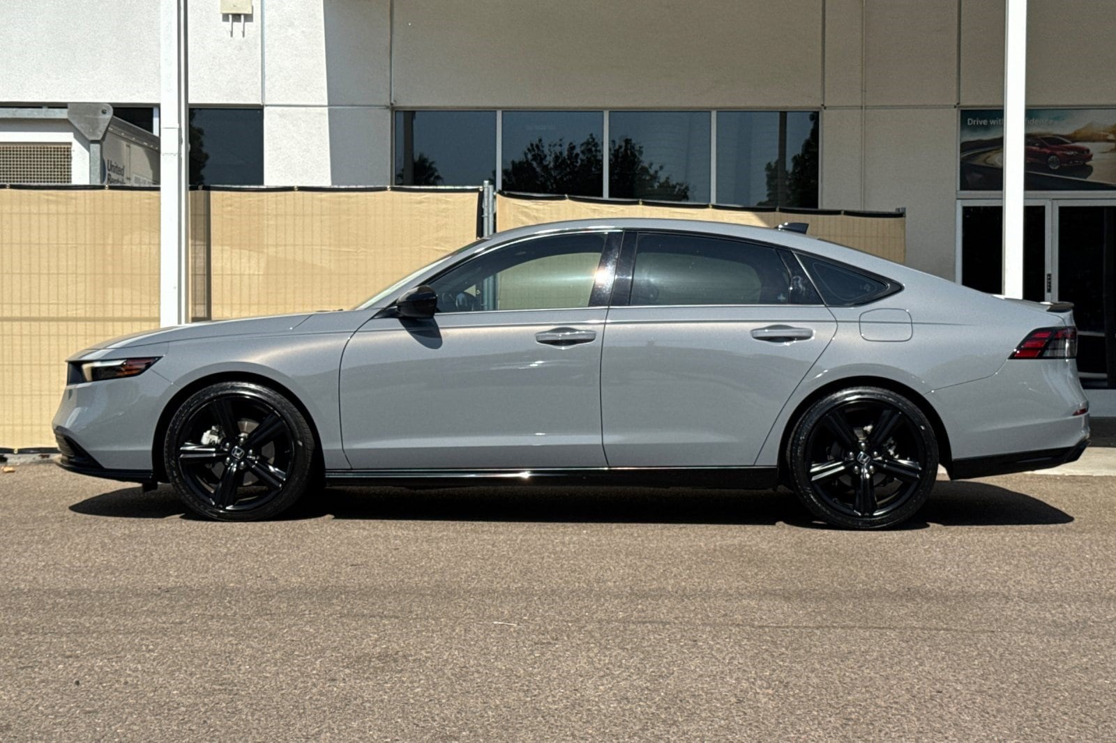 2023 Honda Accord Hybrid Sport-L - Photo 2