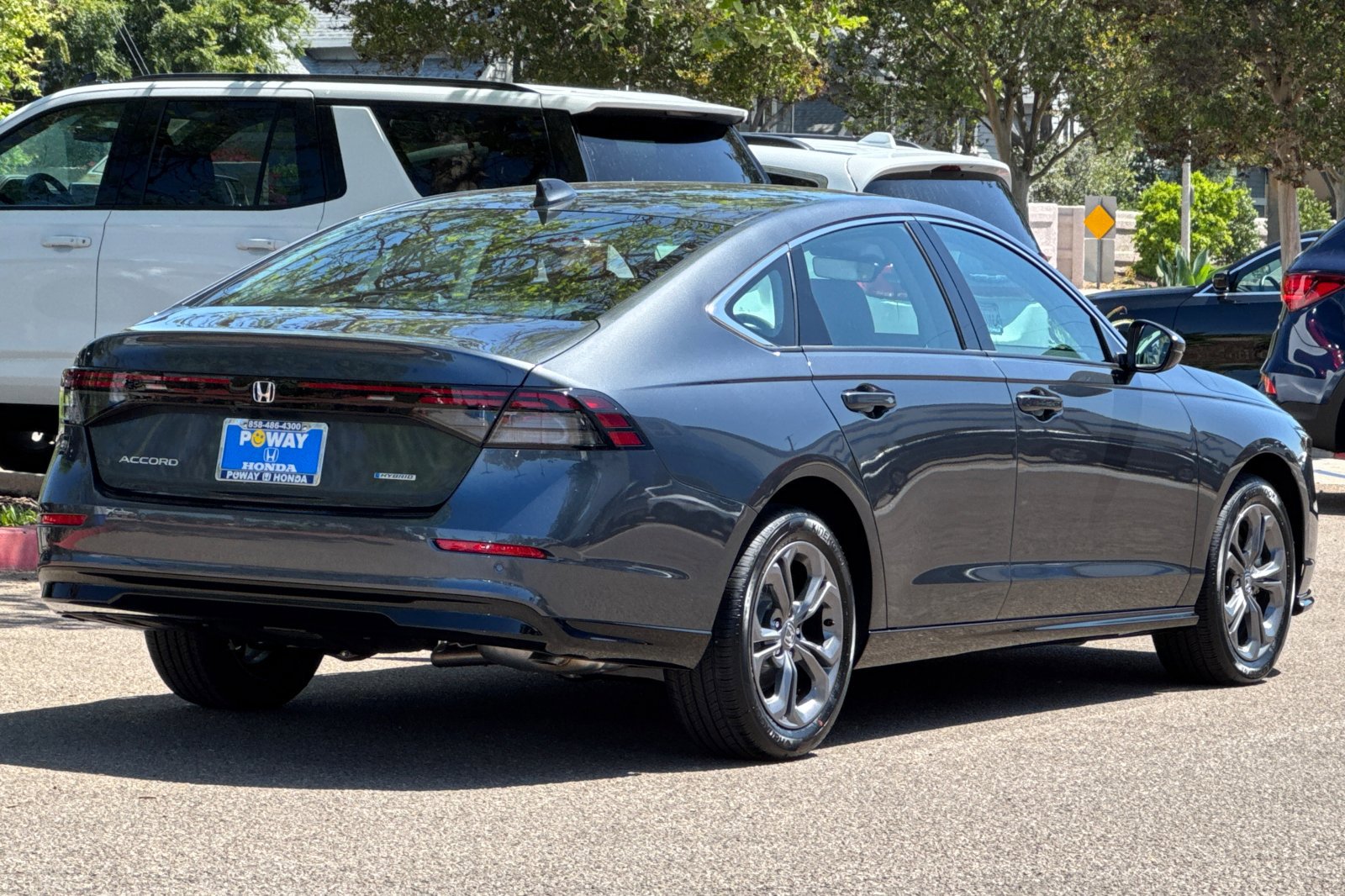 2025 Honda Accord Hybrid EX-L photo 3