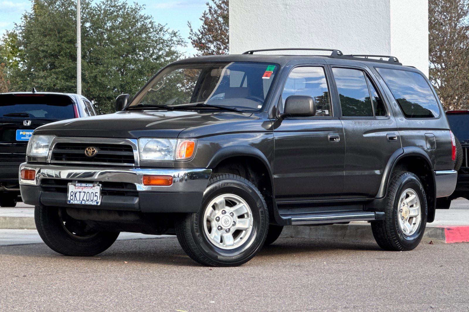 1998 Toyota 4Runner SR5 V6 photo 2