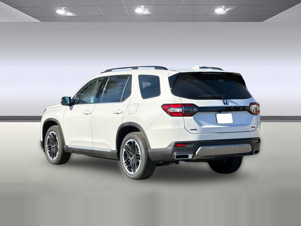 New 2026 Honda Pilot Touring SUV