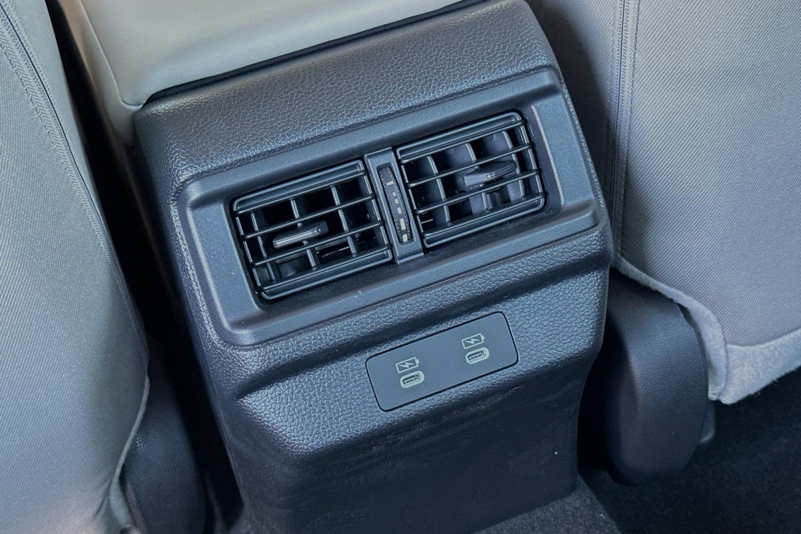 2025 Honda Accord LX - Photo 30