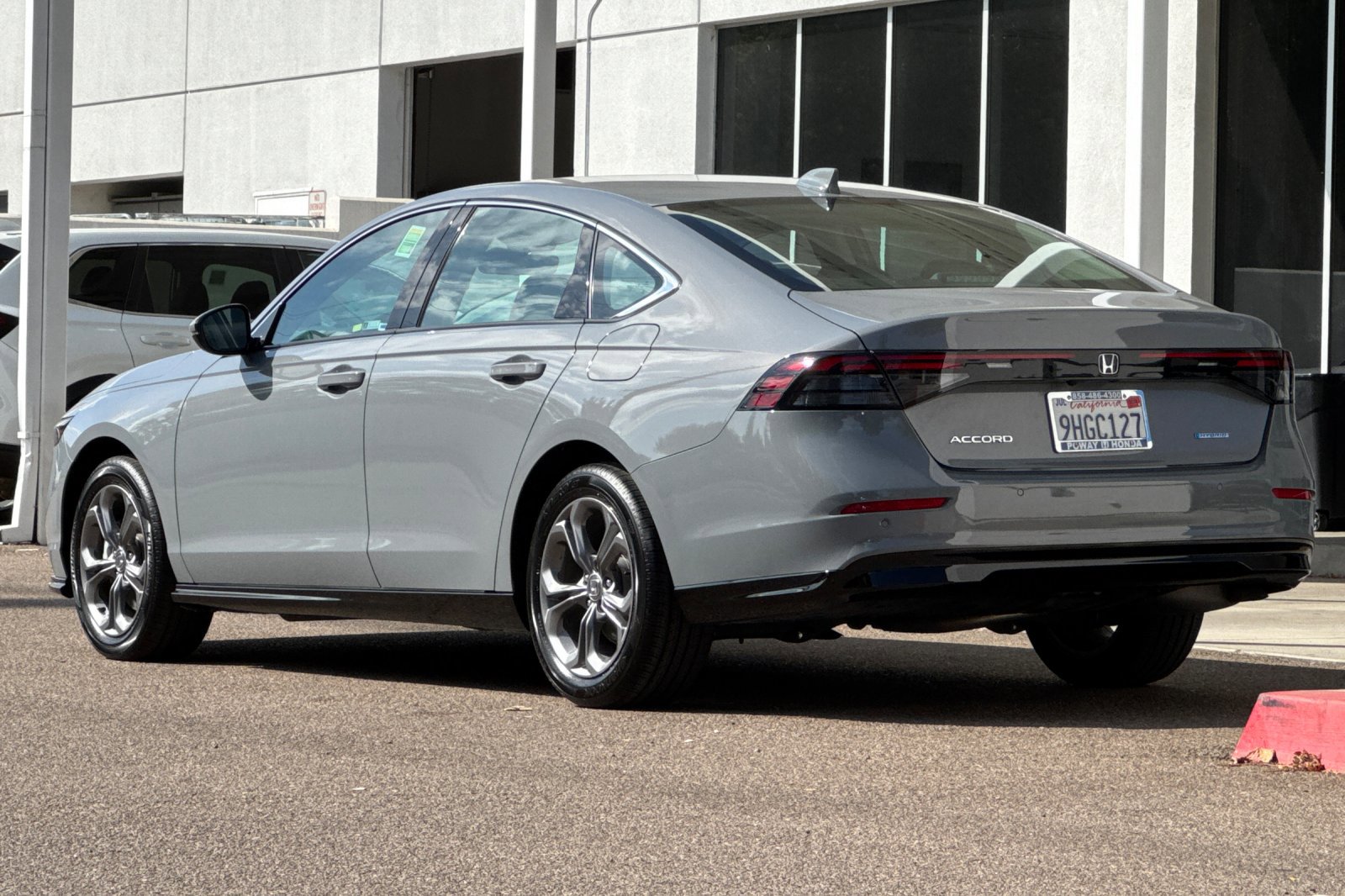 2023 Honda Accord Hybrid EX-L photo 3