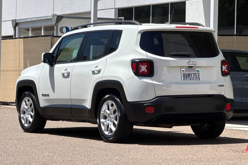 Used 2016 Jeep Renegade Latitude FWD SUV