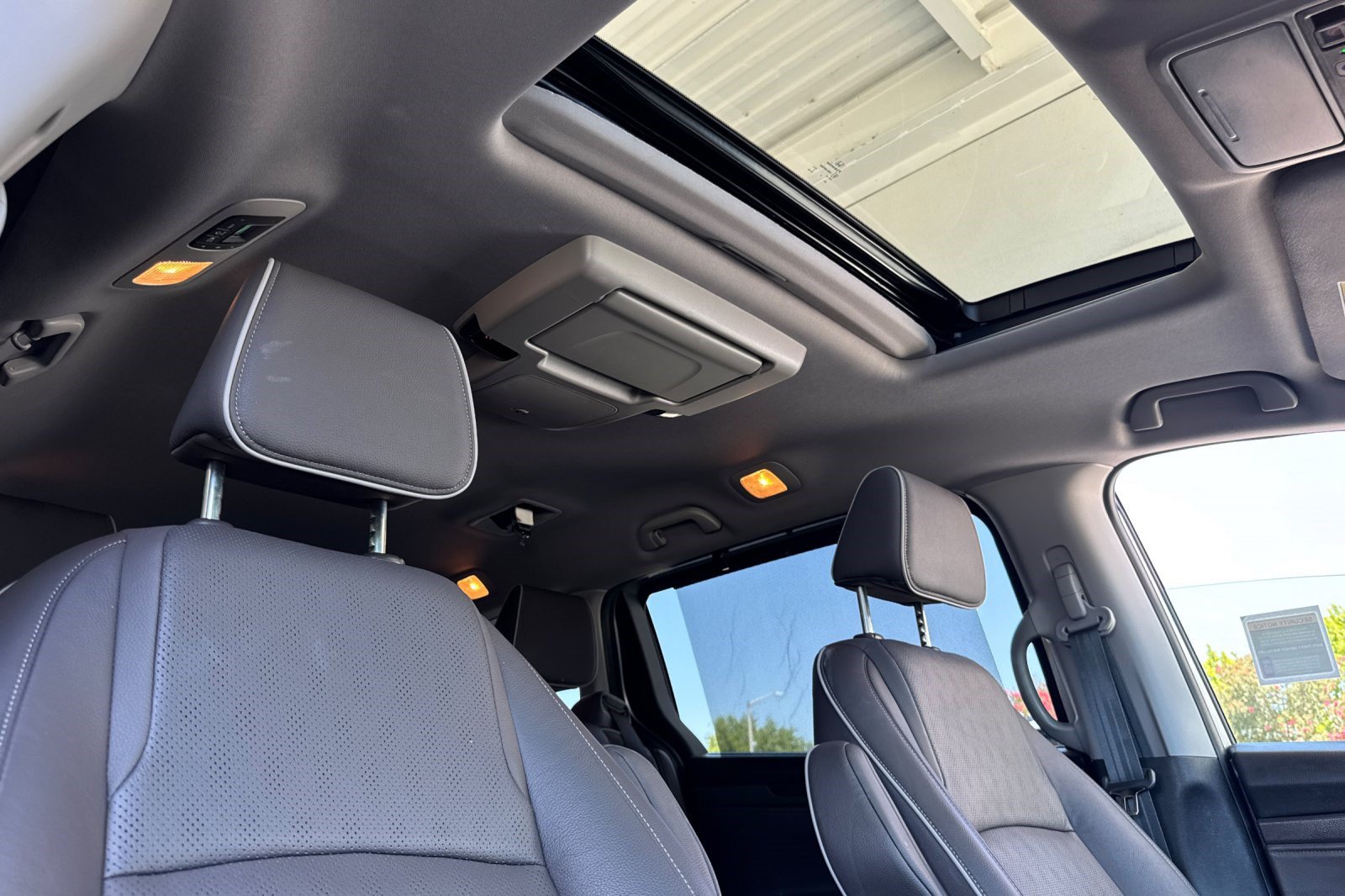 2023 Honda Odyssey Elite - Photo 27