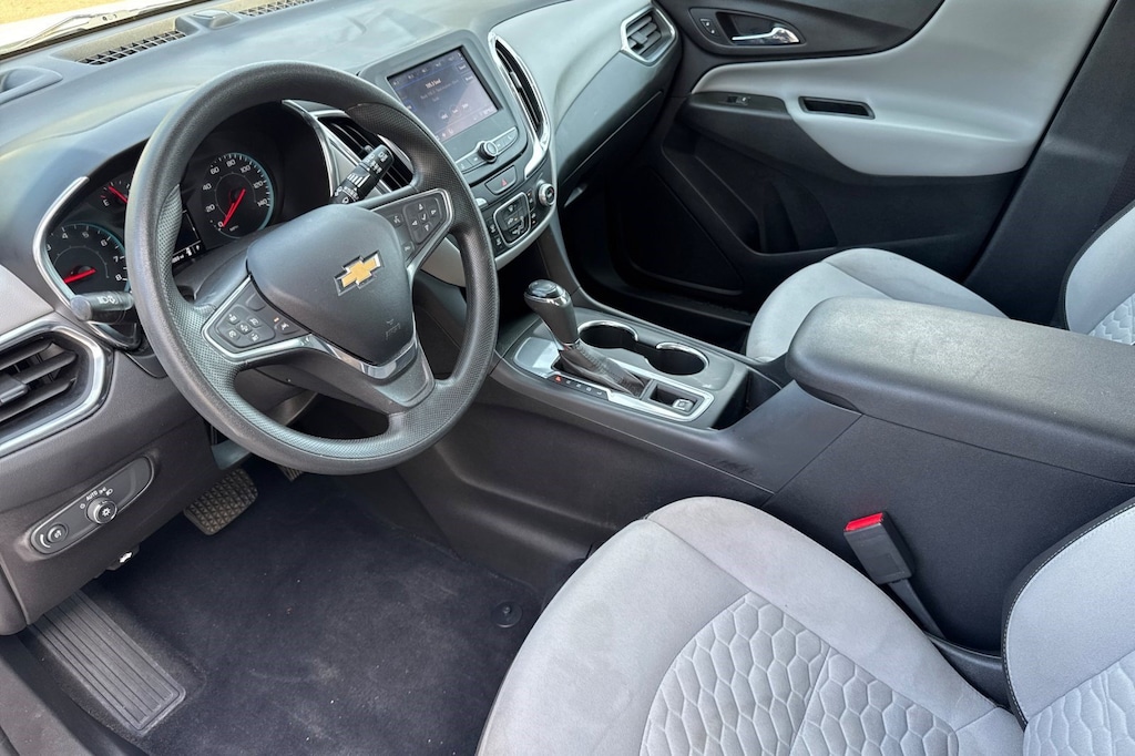Used 2020 Chevrolet Equinox LS w/1LS SUV