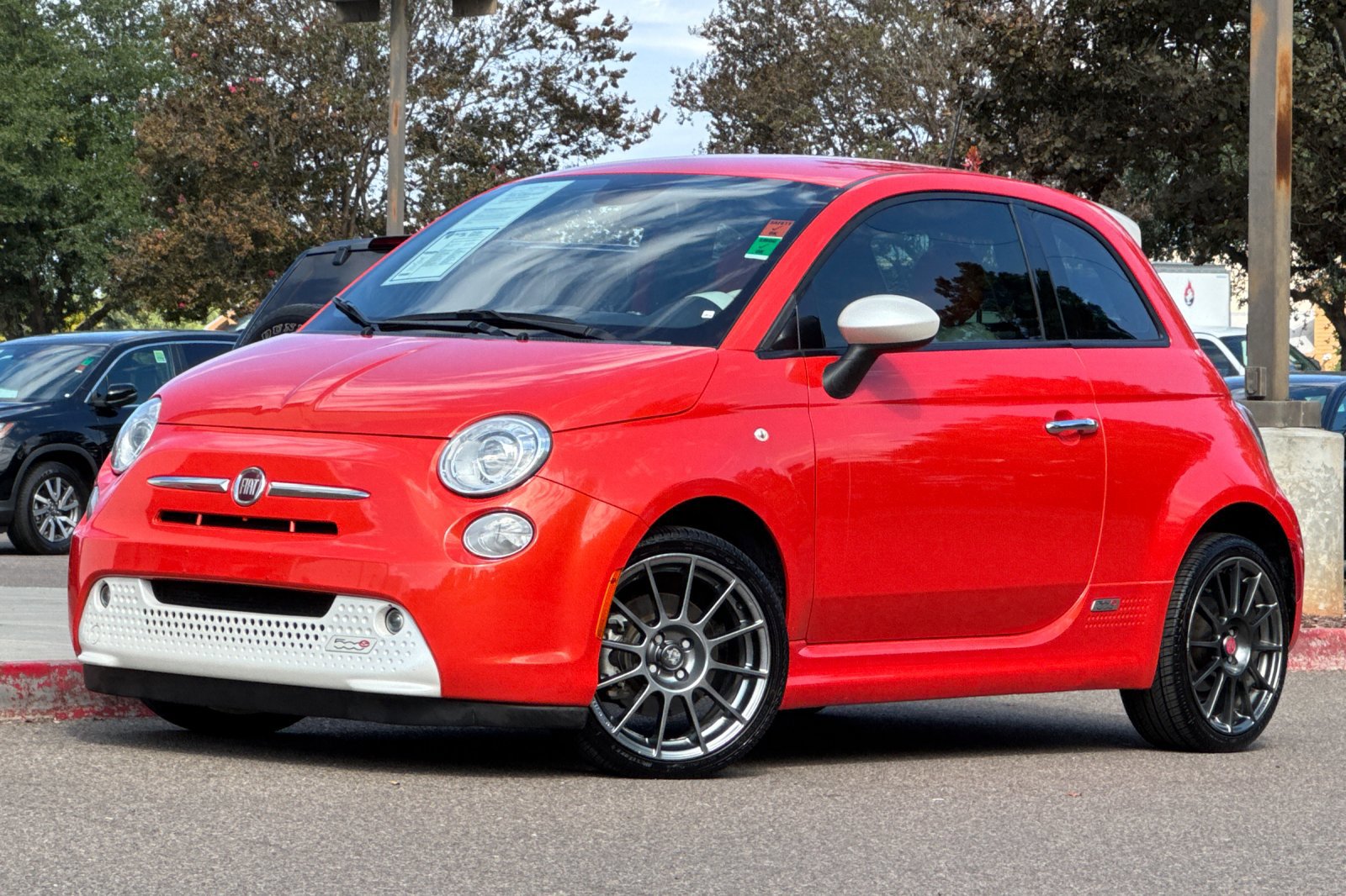 2015 Fiat 500e photo 2