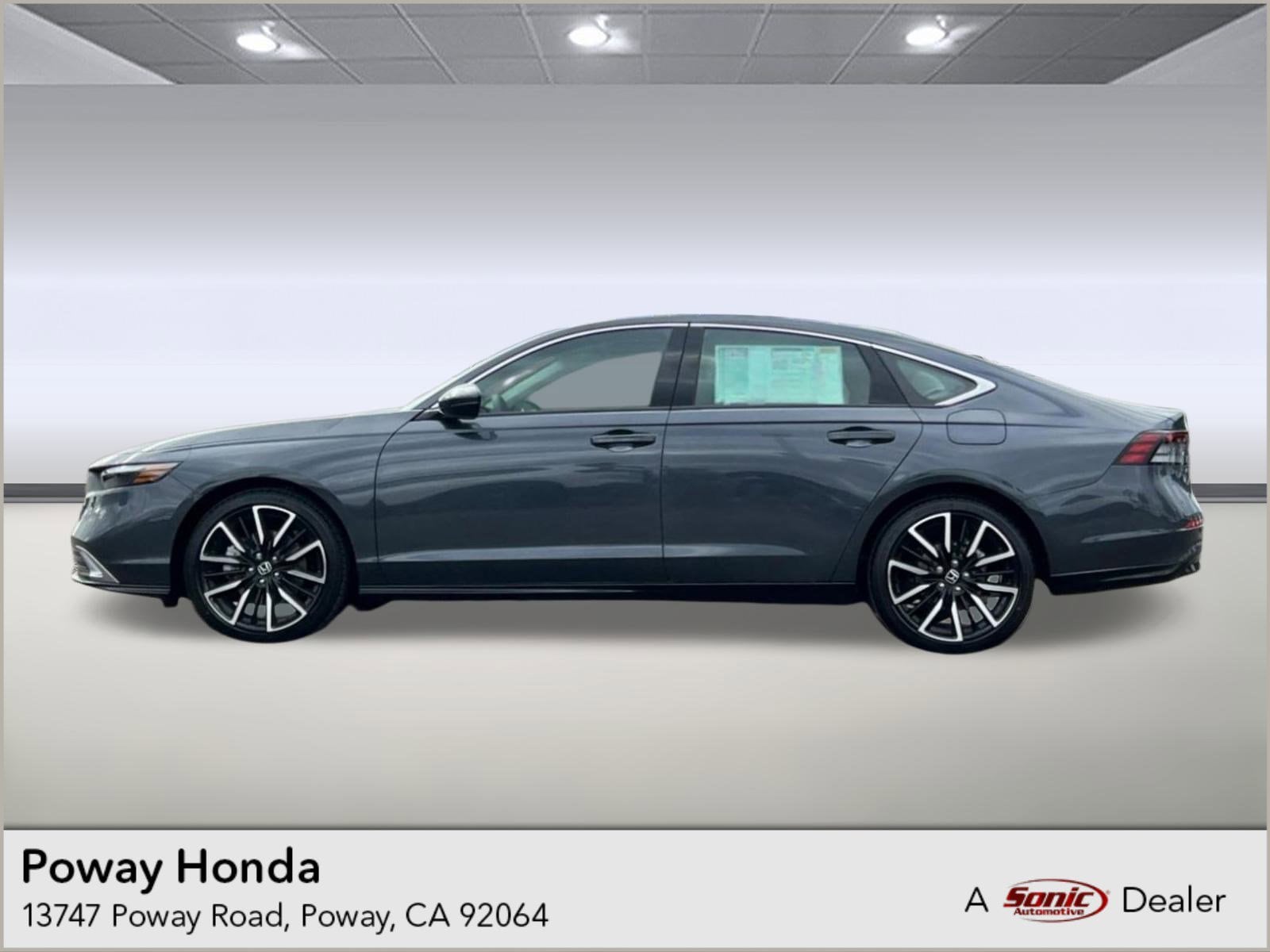 2025 Honda Accord Hybrid Touring's photo