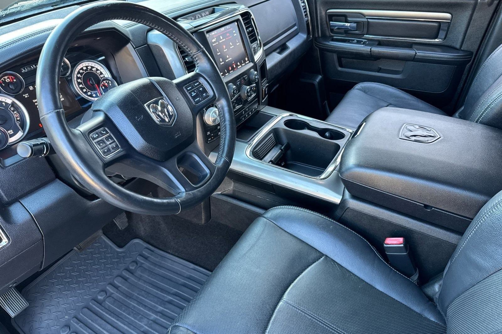 2018 Ram 1500 Sport photo 4