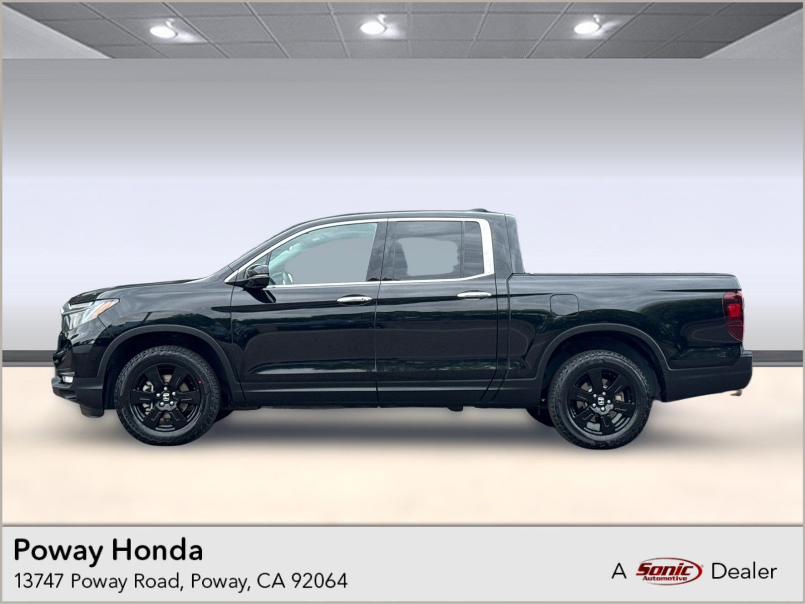2023 Honda Ridgeline RTL-E AWD's photo