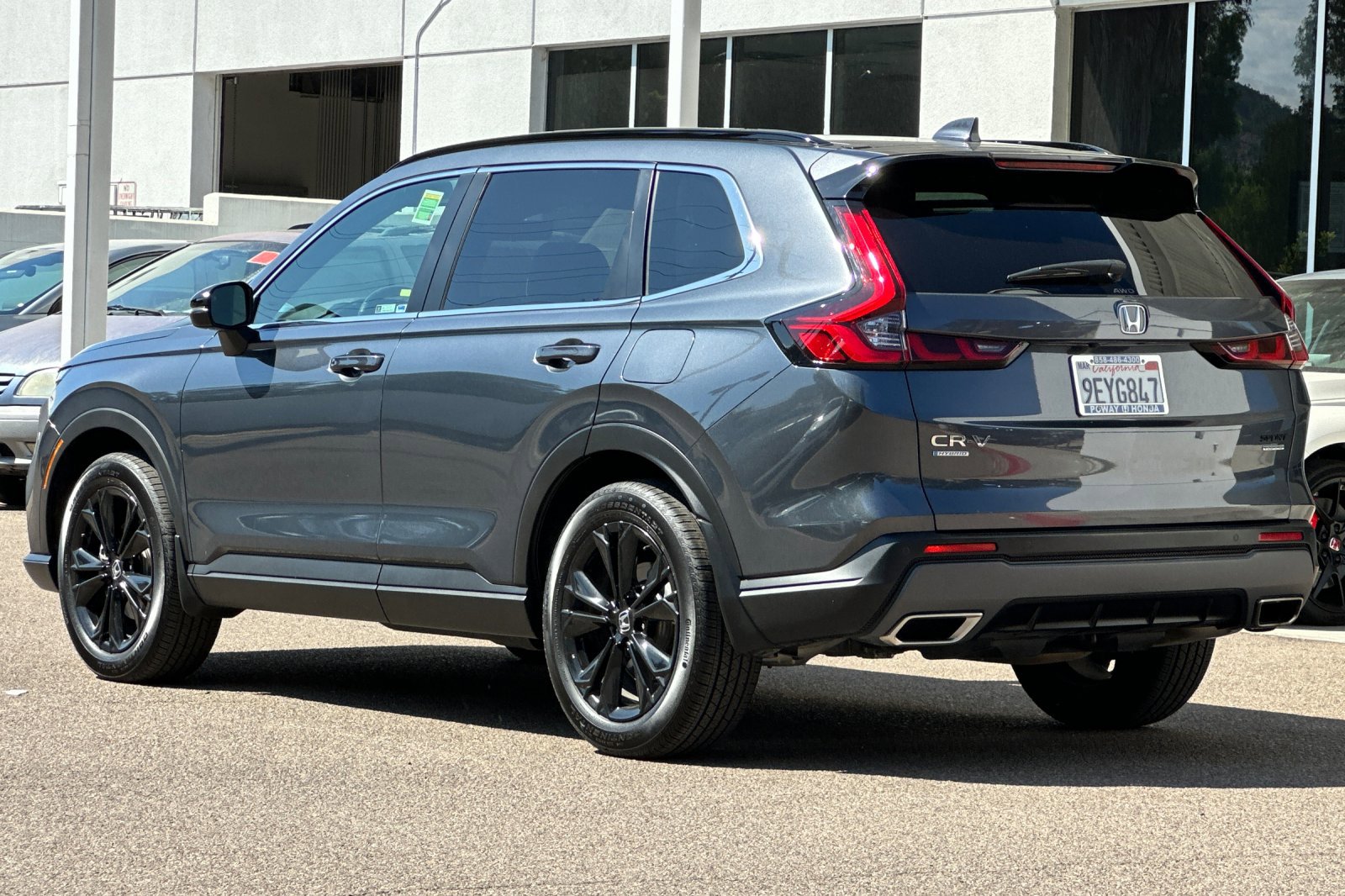 2023 Honda CR-V Hybrid Sport Touring photo 3