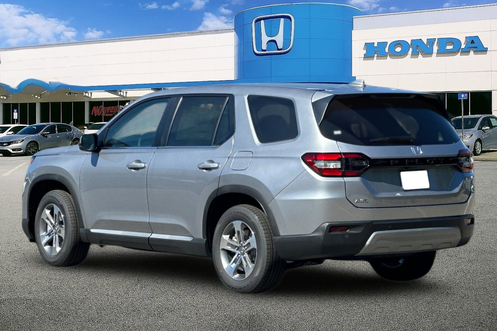 2025 Honda Pilot EX-L photo 3