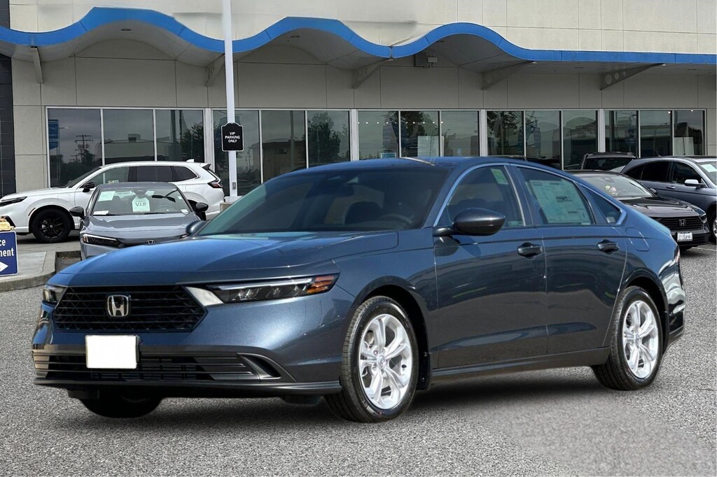 New 2025 Honda Accord LX Sedan