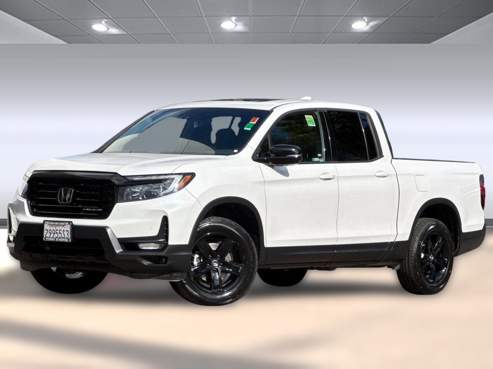 2023 Honda Ridgeline Black Edition photo 2