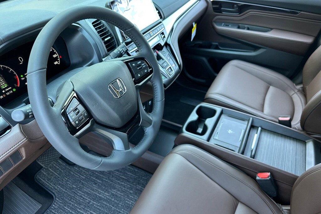 New 2026 Honda Odyssey Touring Van Passenger
