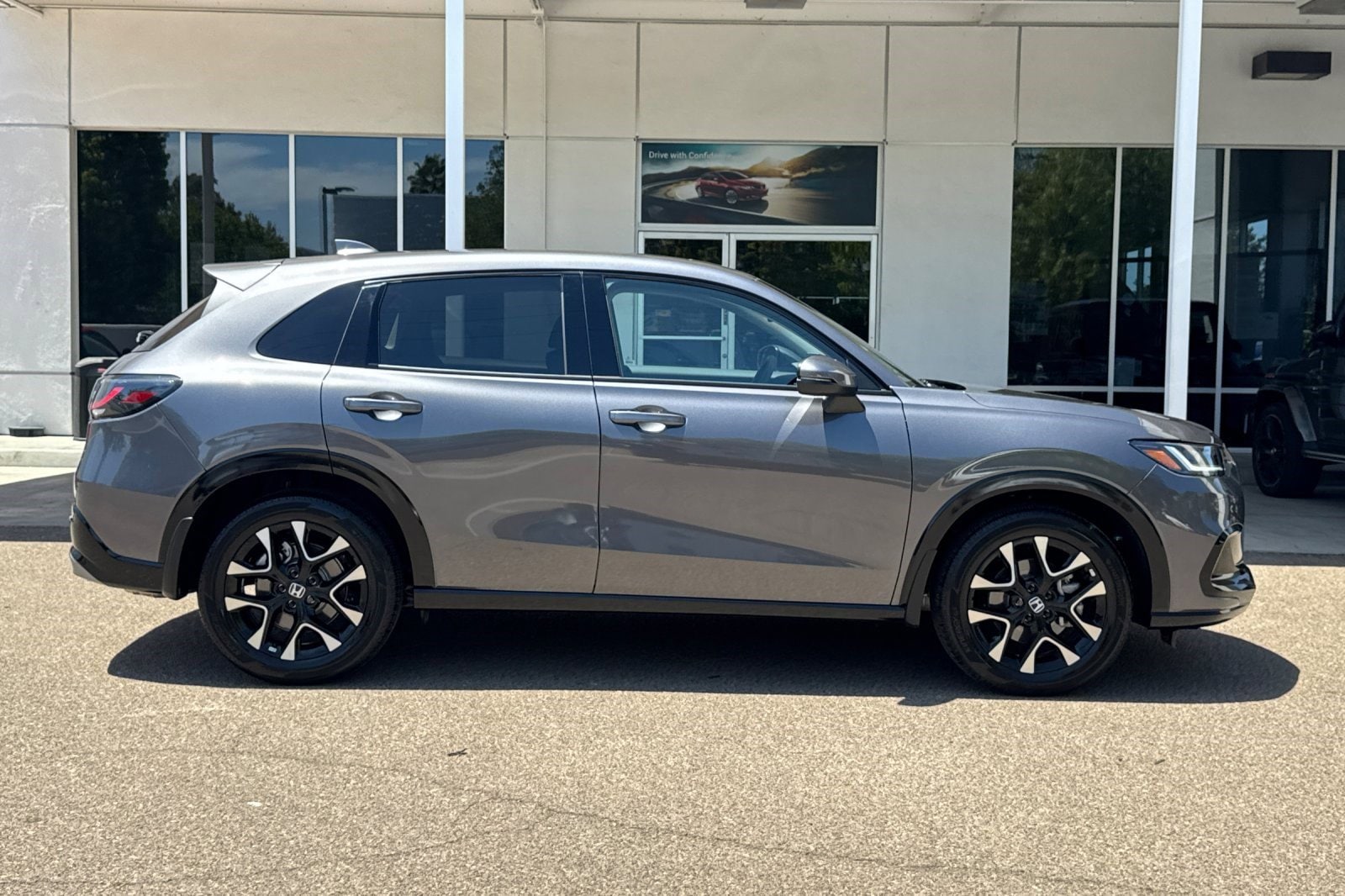 2026 Honda HR-V EX-L photo 6