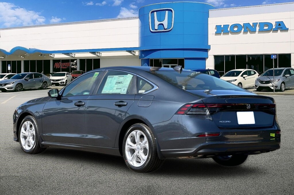 New 2025 Honda Accord LX Sedan
