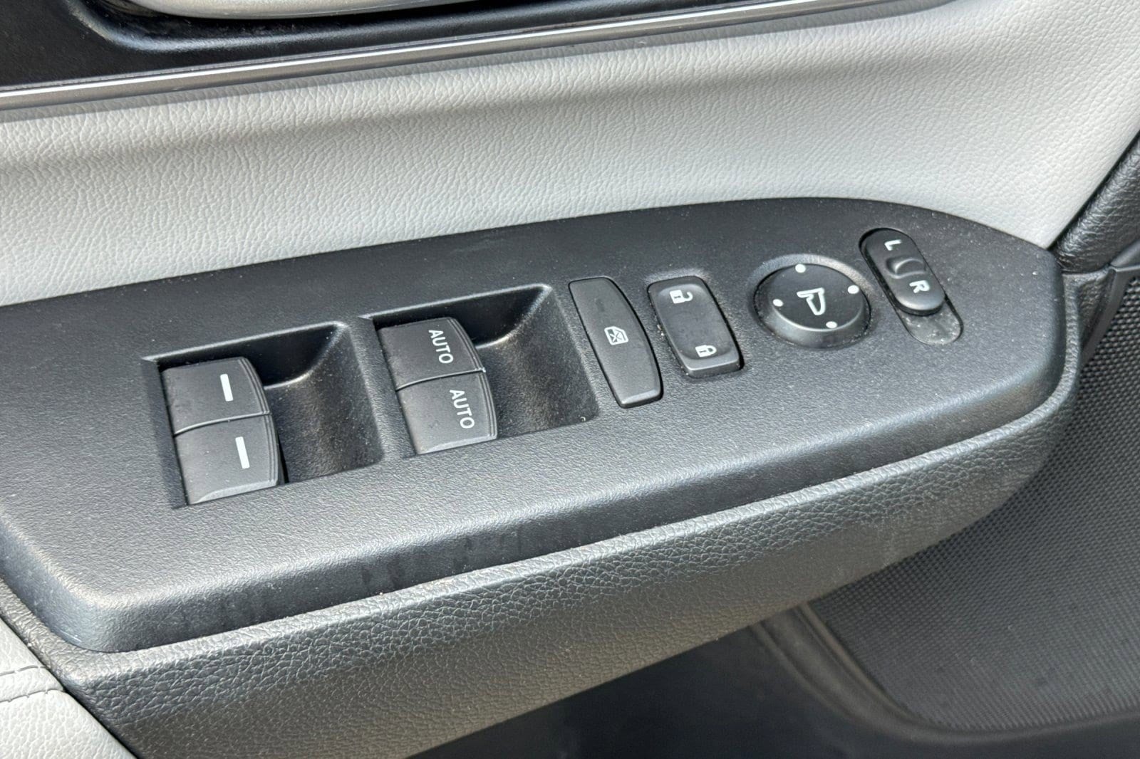 2021 Honda CR-V EX-L - Photo 14