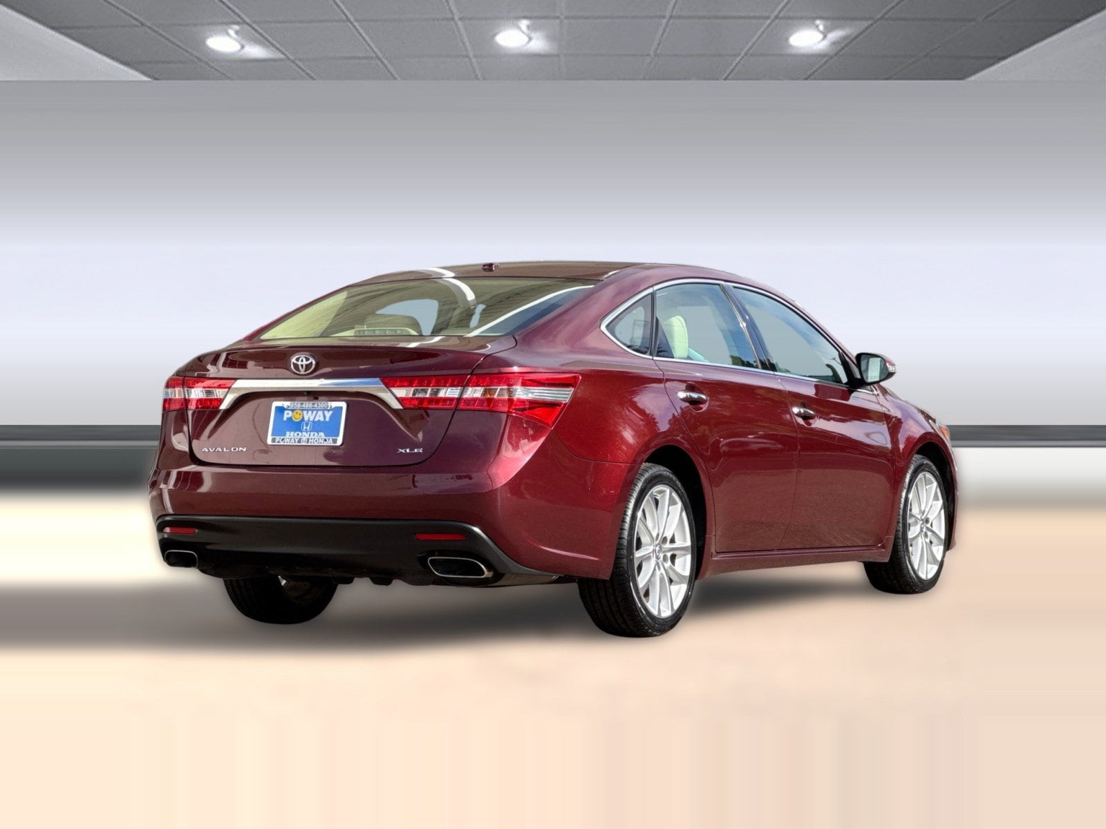 Avalon XLE Sedan