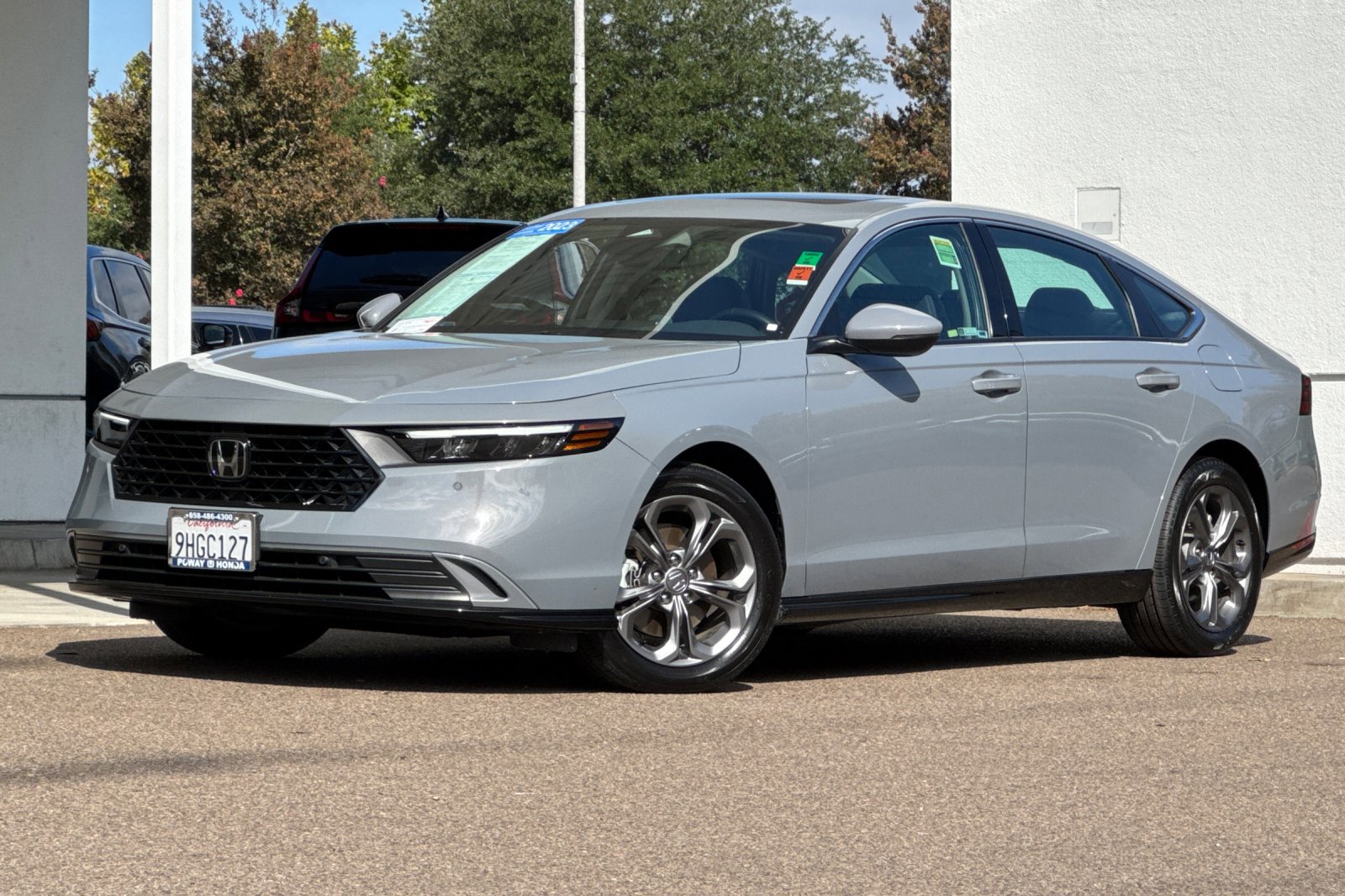 2023 Honda Accord Hybrid EX-L photo 2