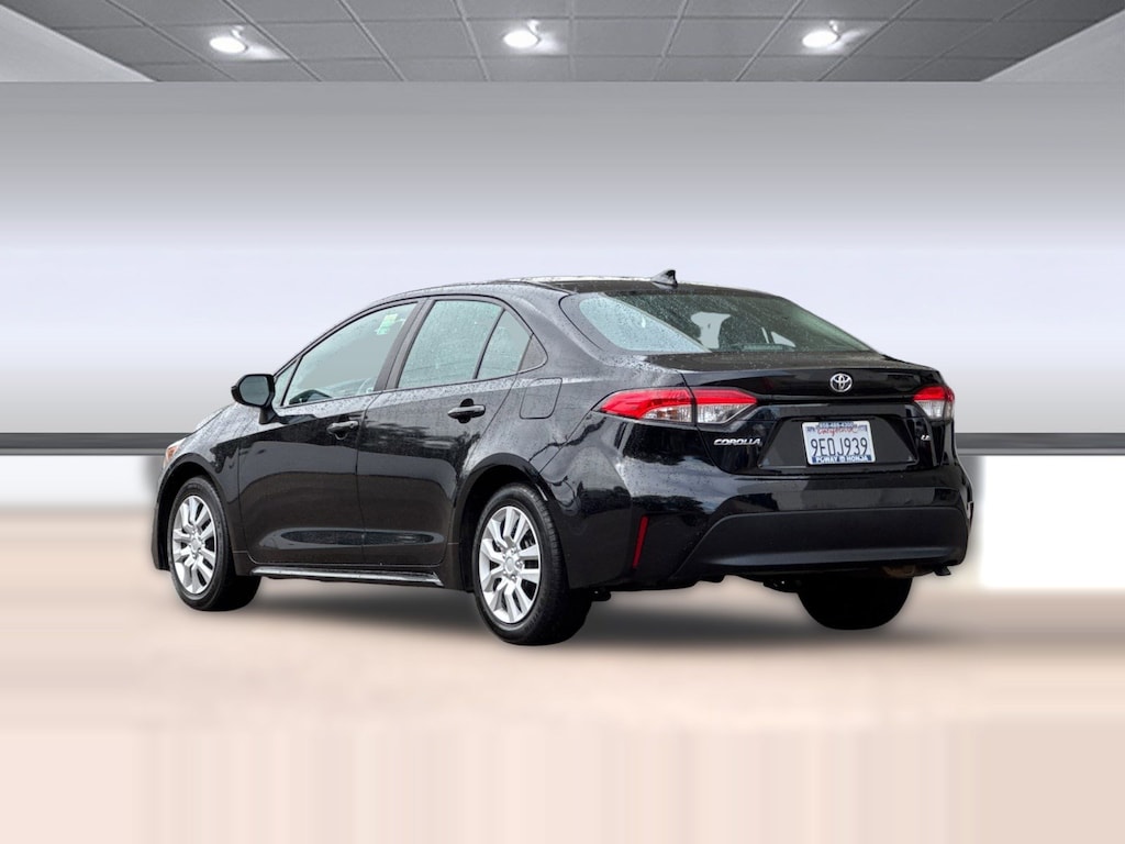 Used 2023 Toyota Corolla LE Sedan
