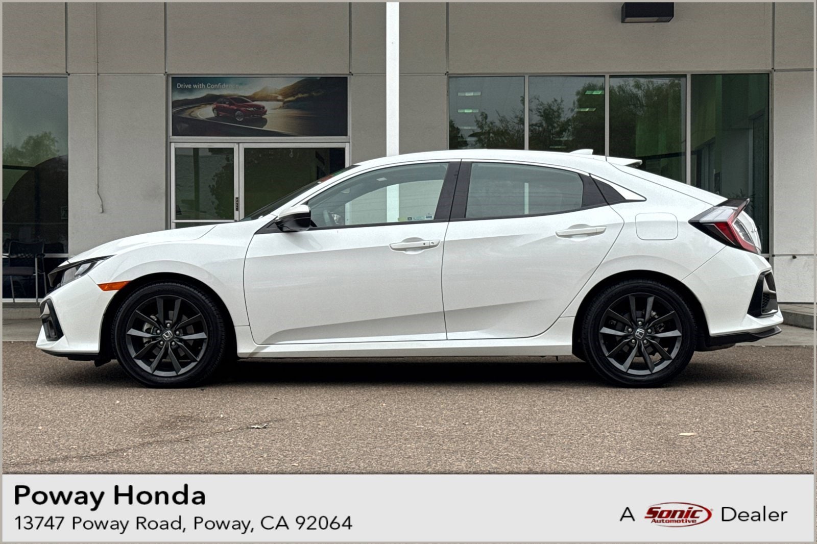 2021 Honda Civic Hatchback EX's photo