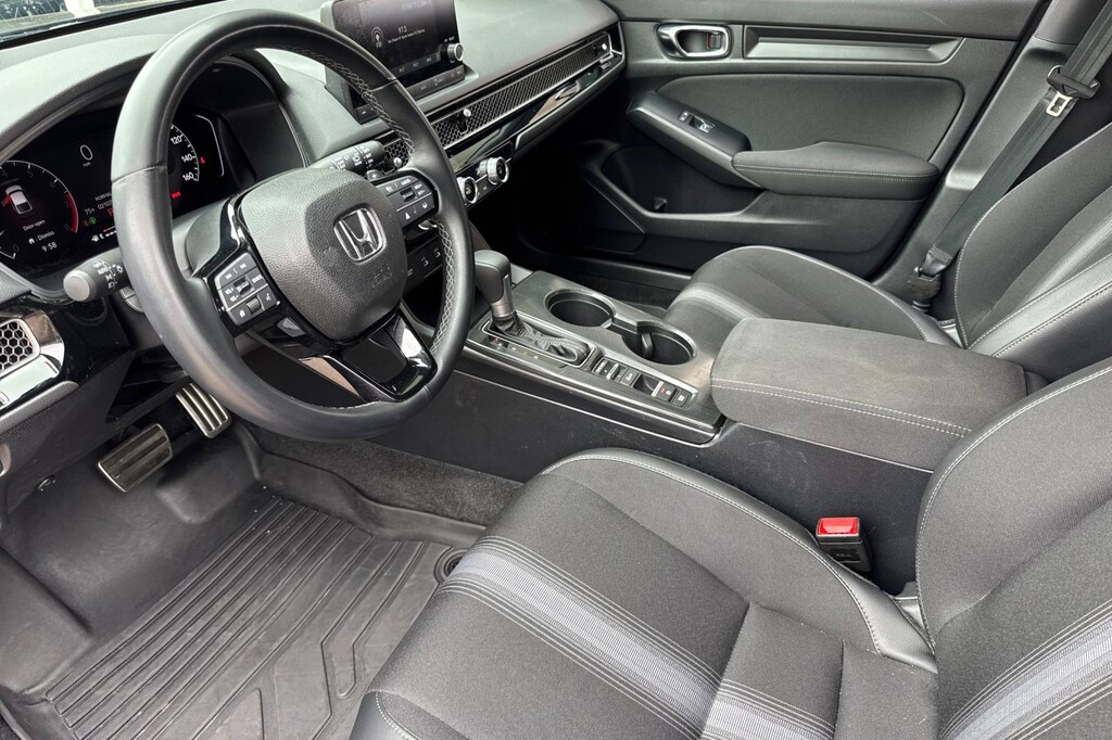 Used 2025 Honda Civic Sport Hatchback