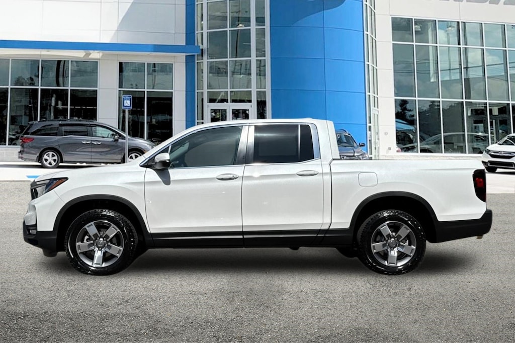 New 2026 Honda Ridgeline RTL Truck Crew Cab