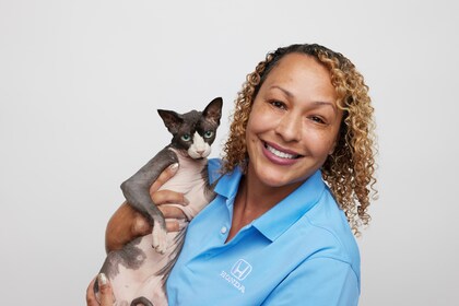 Staff member Nicola "Niki" Chriss from ID_4fb691