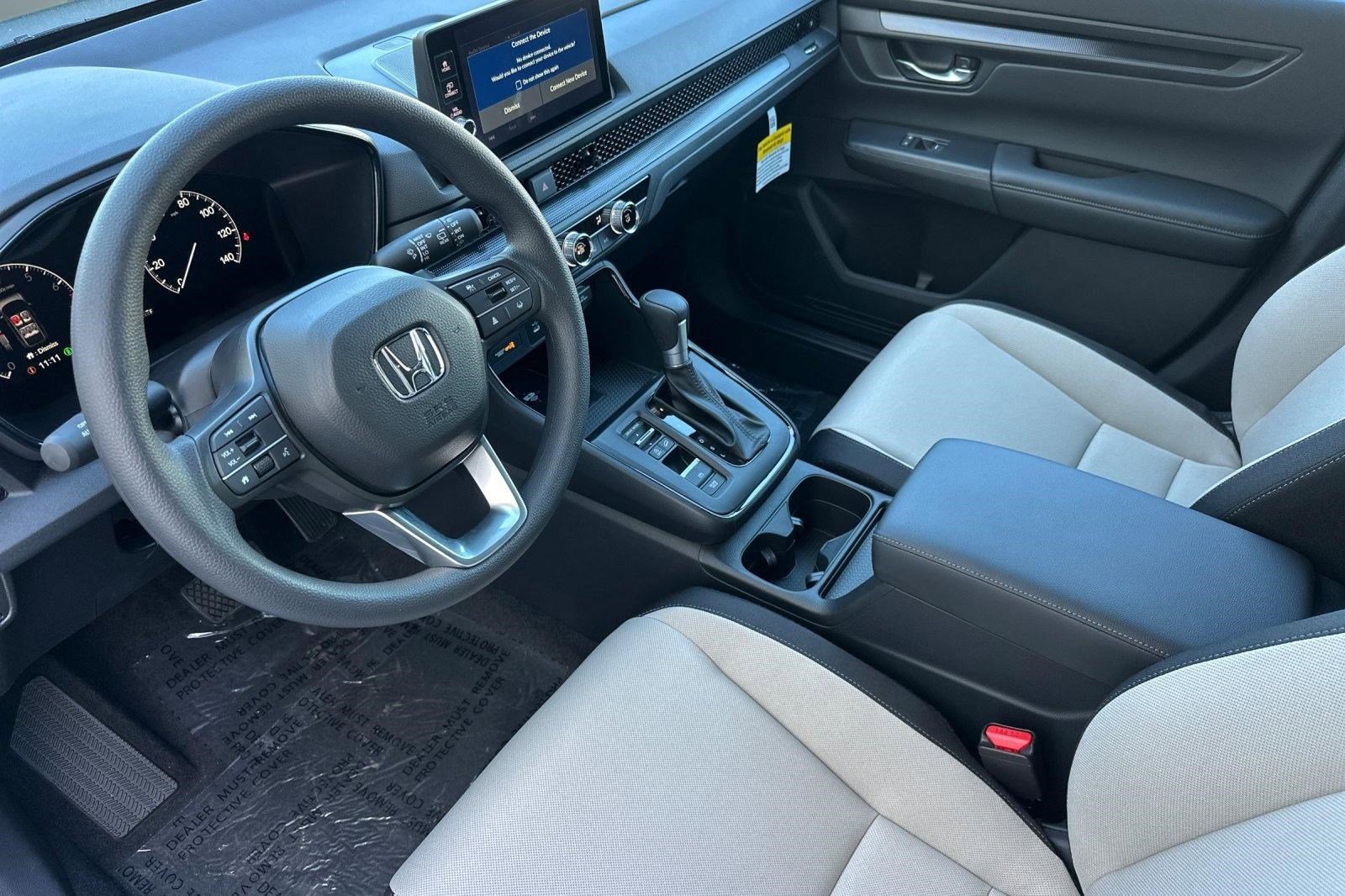 2026 Honda CR-V LX - Photo 4