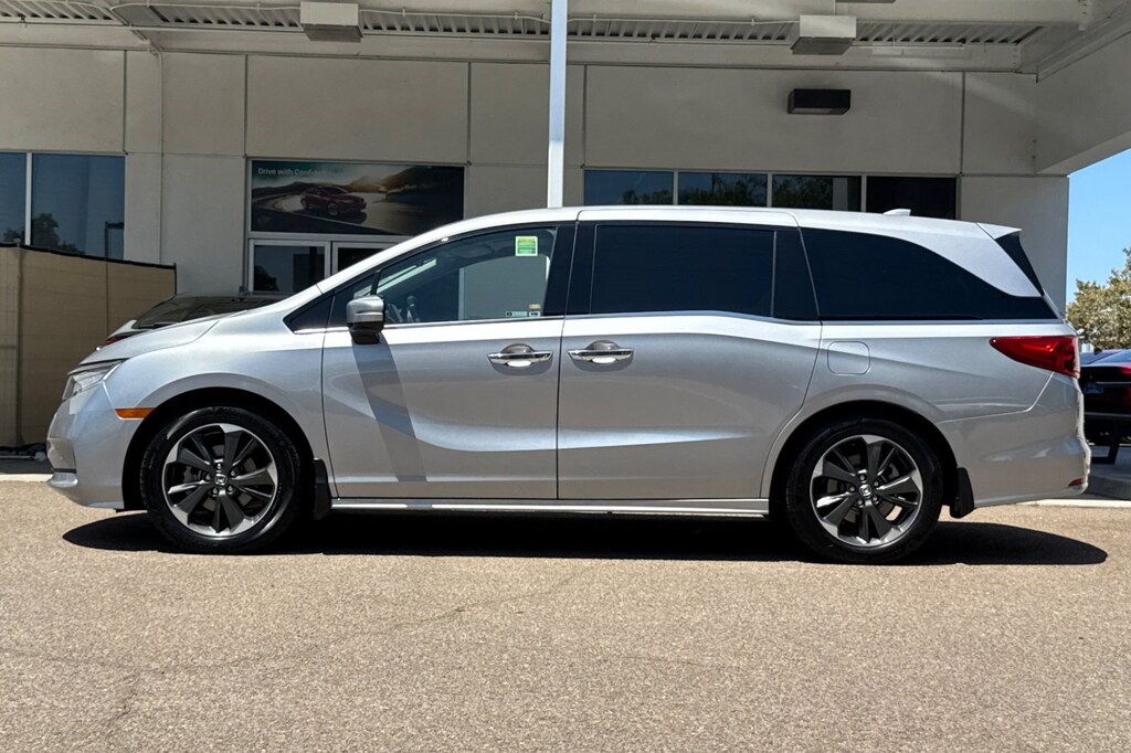 Certified 2023 Honda Odyssey Elite Van