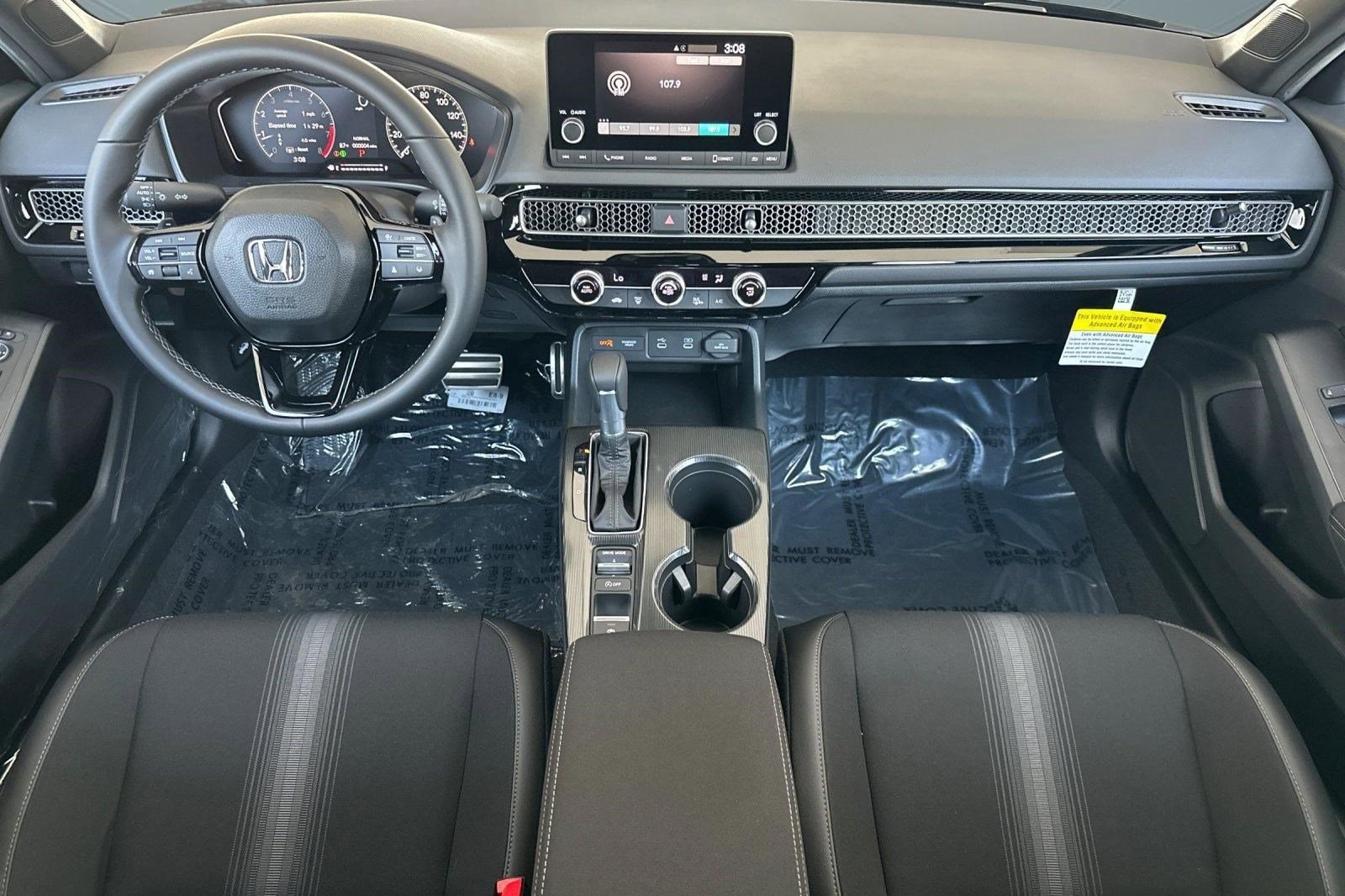 2026 Honda Civic Hatchback Sport - Photo 14