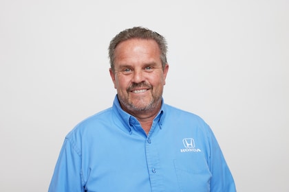 Staff member Gary Lobel from ID_44f4c2