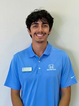 Staff member Sebastian Samayoa from ID_4fb691