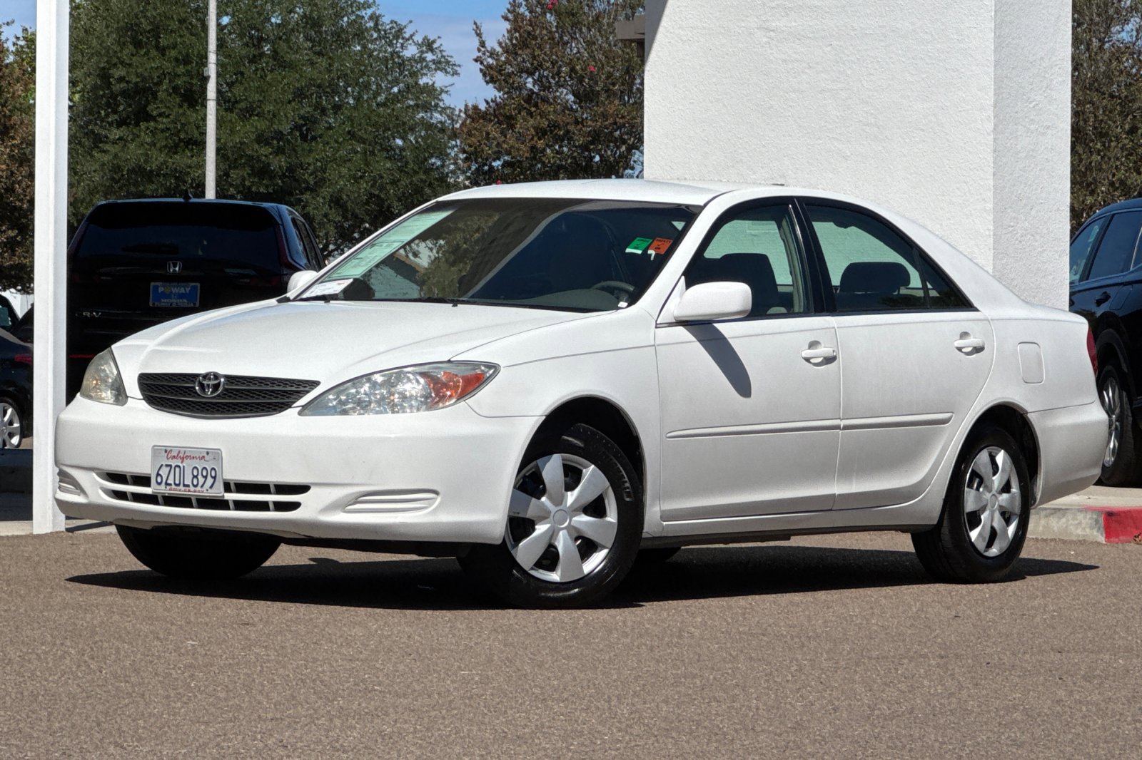 2004 Toyota Camry LE photo 2