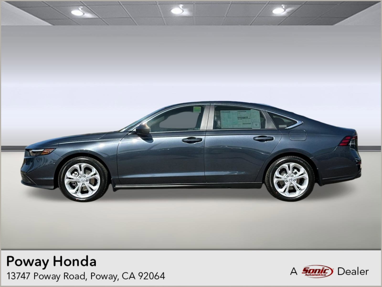 2025 Honda Accord LX's photo