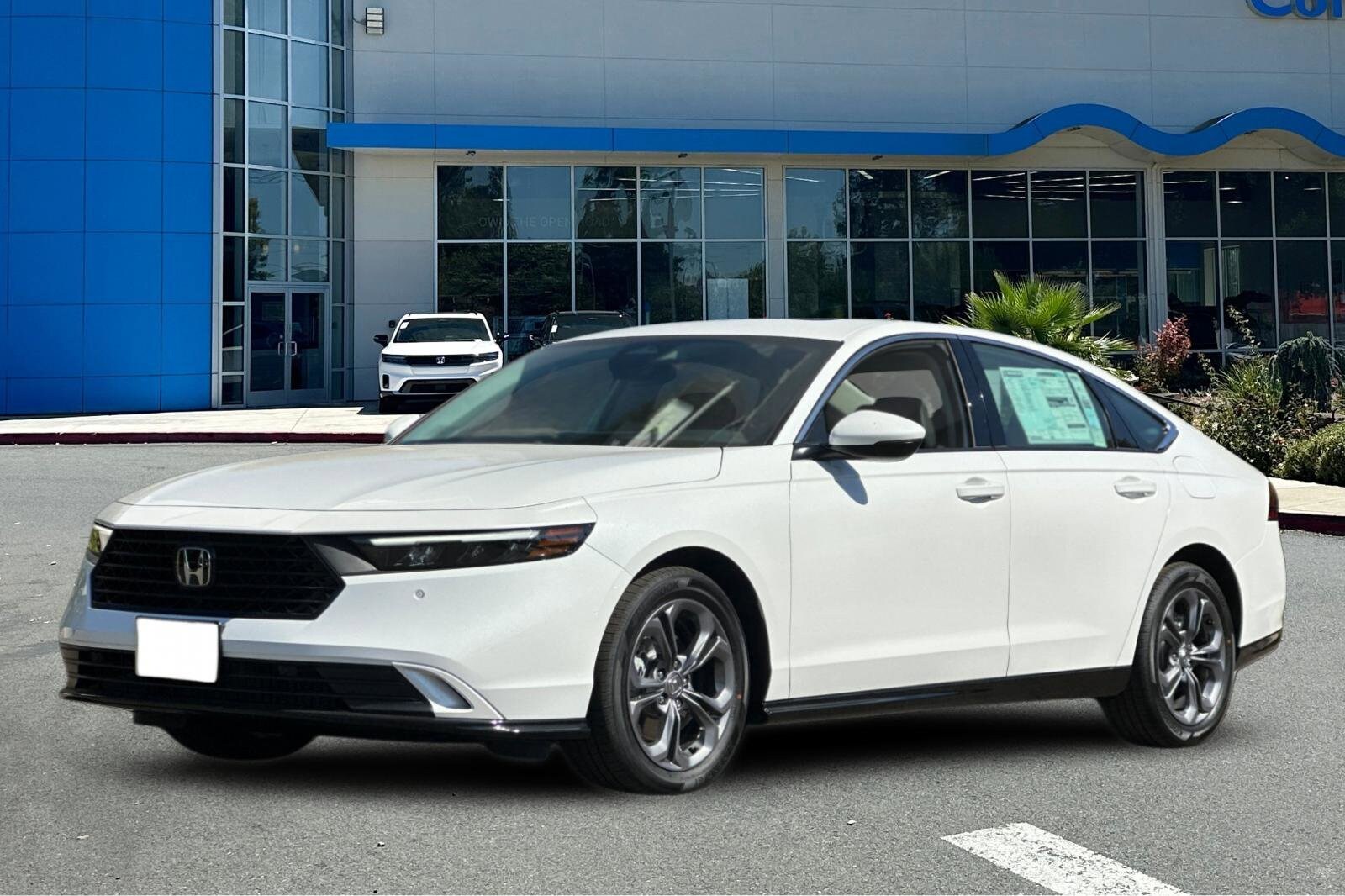 2025 Honda Accord Hybrid EX-L photo 2