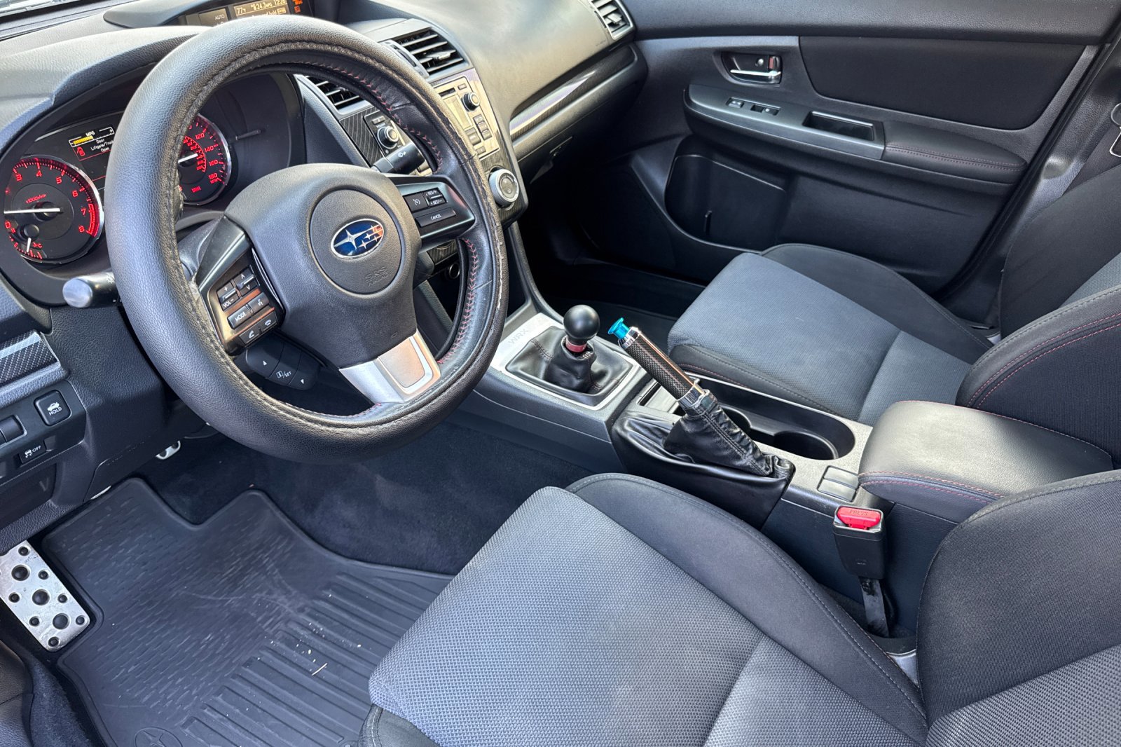 2015 Subaru WRX Base photo 4