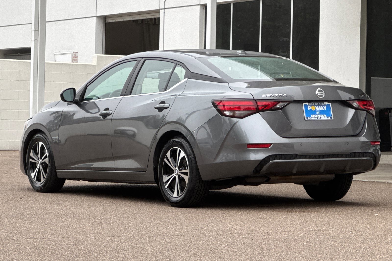 2023 Nissan Sentra SV photo 3