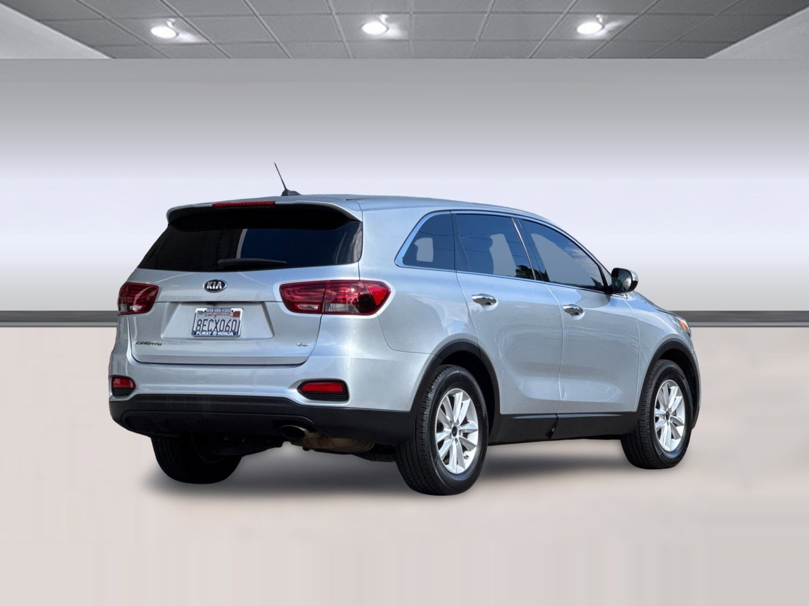 2019 Kia Sorento 3.3L LX photo 3