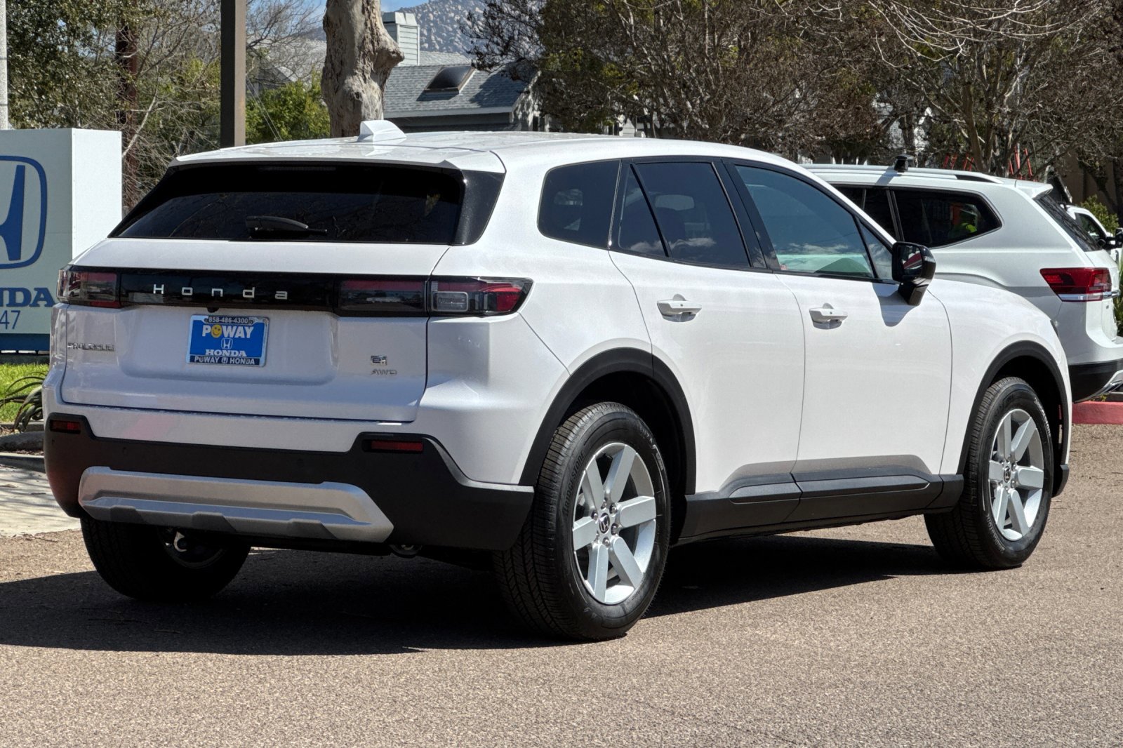 2025 Honda Prologue EX photo 4