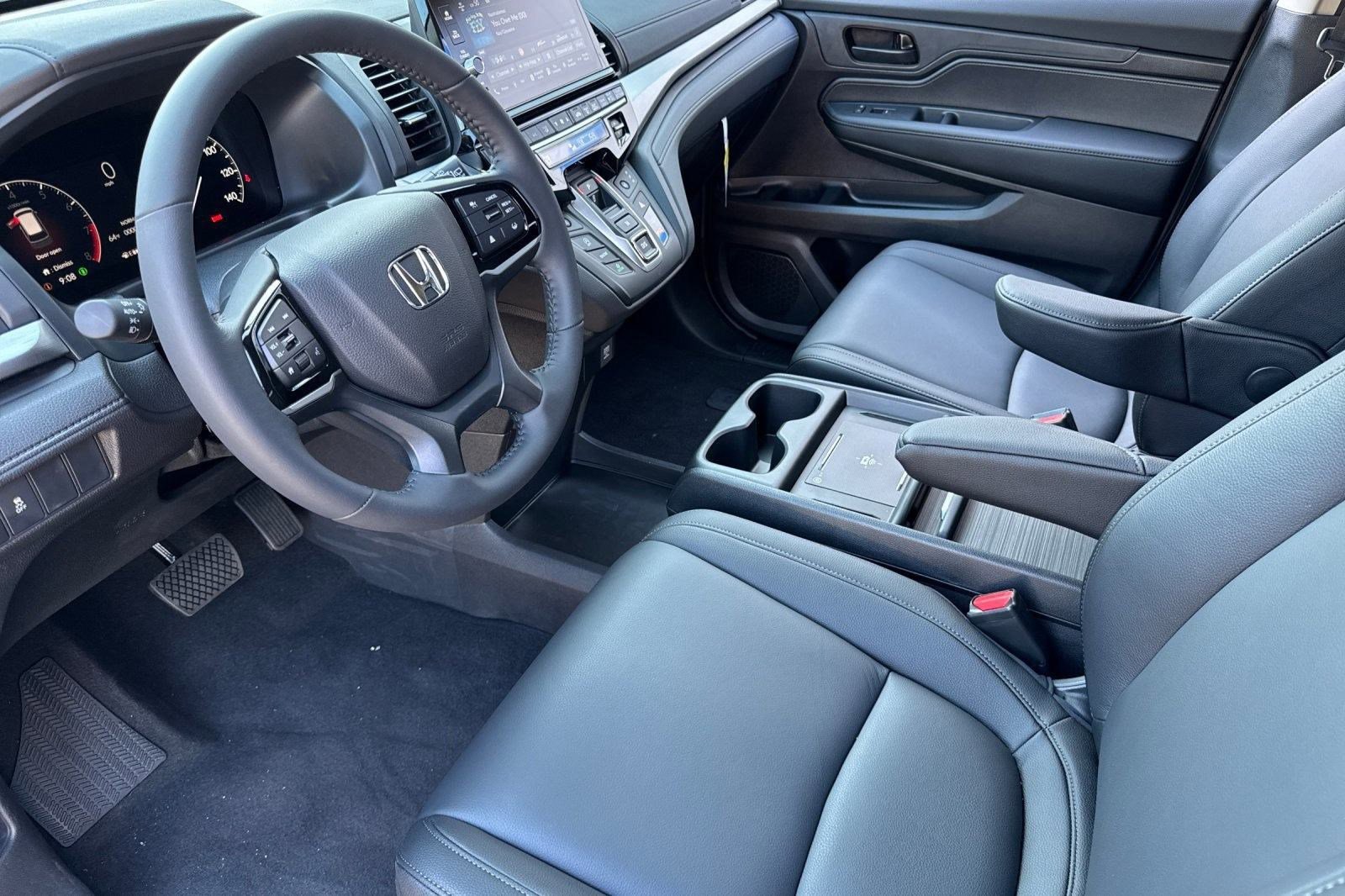 2026 Honda Odyssey EX-L photo 4