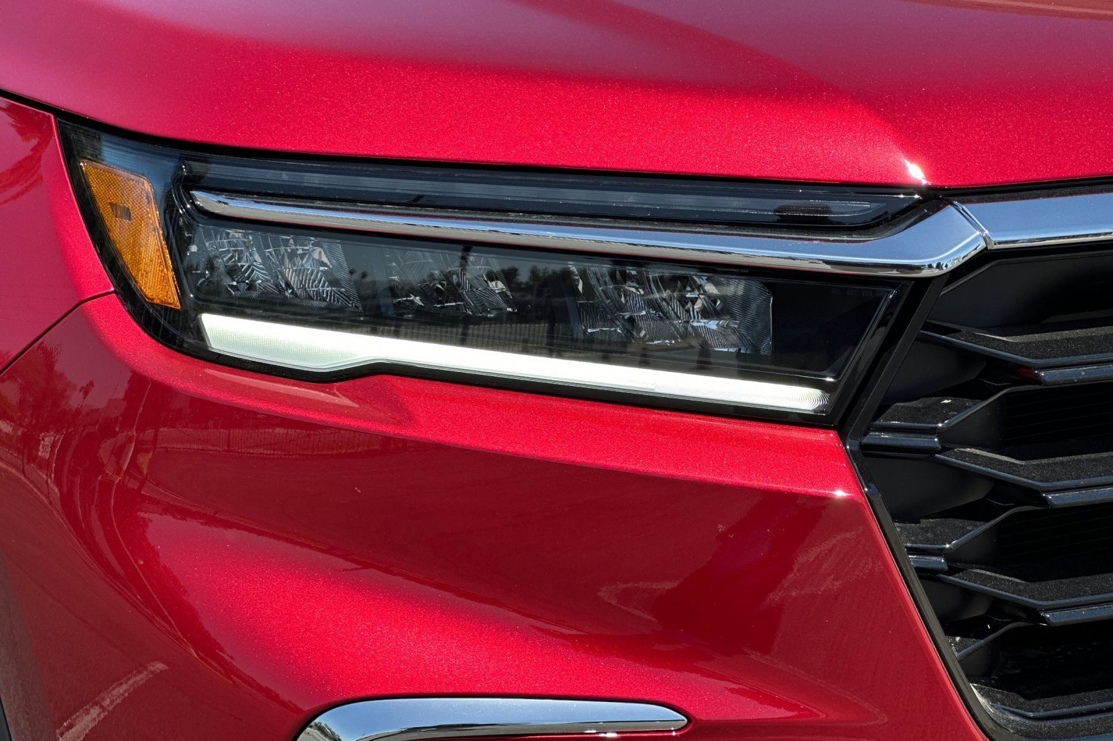 2025 Honda Pilot Touring - Photo 10