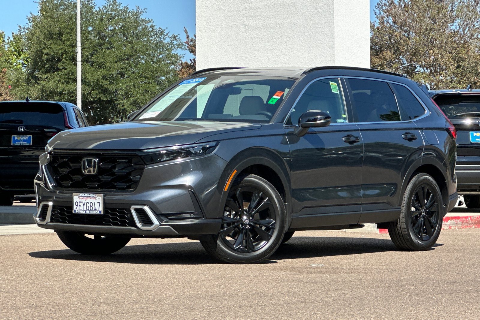 2023 Honda CR-V Hybrid Sport Touring photo 2